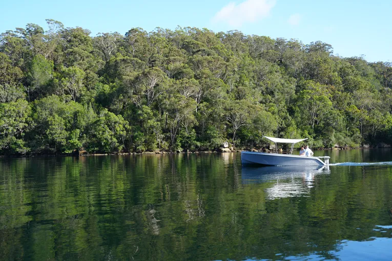 Akuna Bay Electric Boat Hire - 3 Hours | Experience Oz