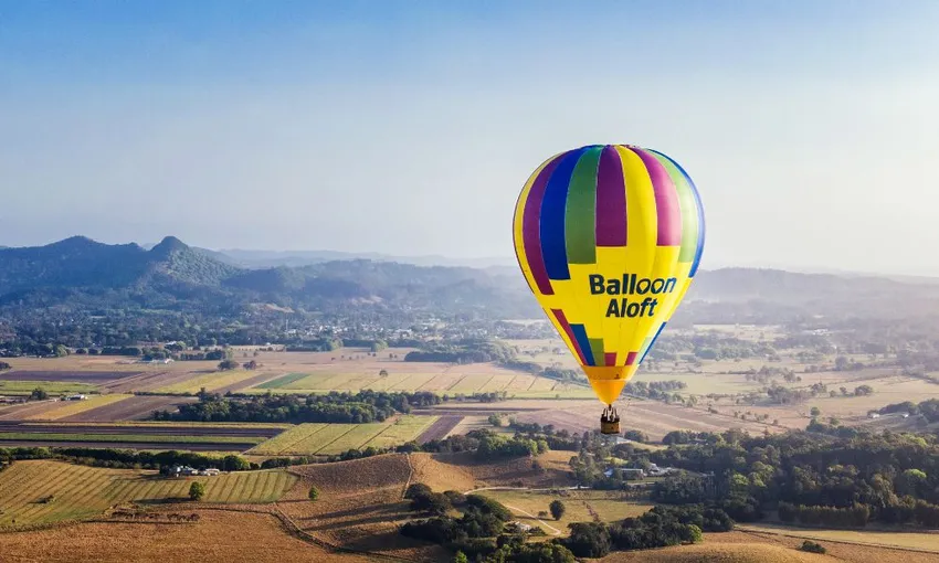 Byron Bay Hot Air Ballooning - Book Now | Experience Oz