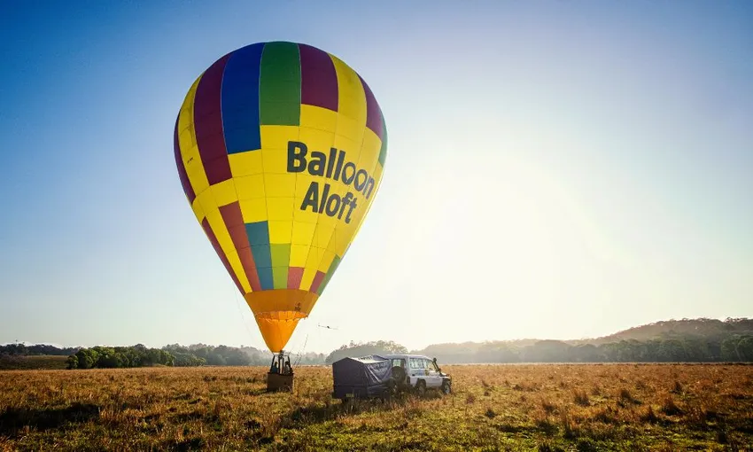 Byron Bay Hot Air Ballooning - Book Now | Experience Oz