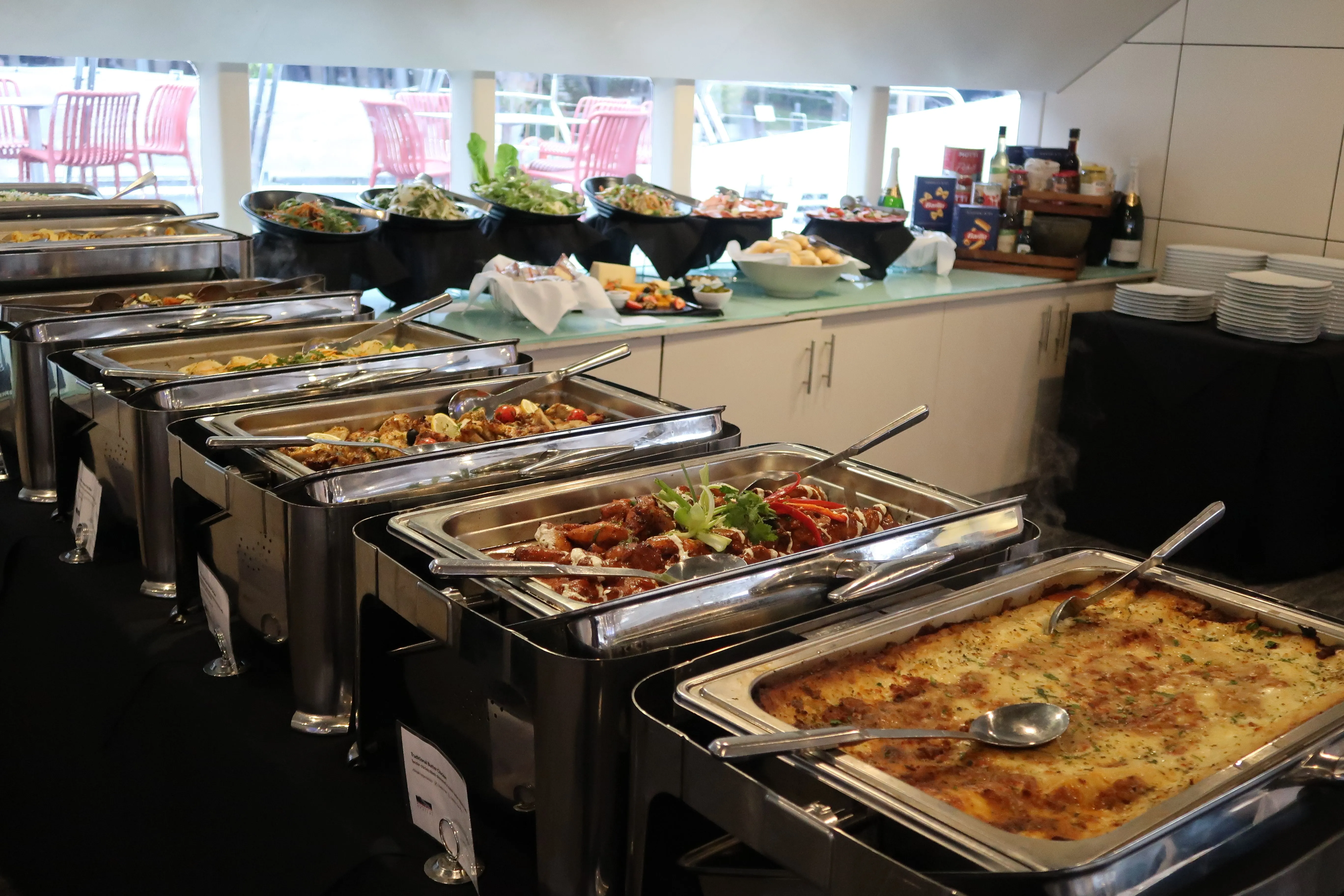 Sydney Sightseeing Lunch Cruise & Deluxe Buffet | Experience Oz-4
