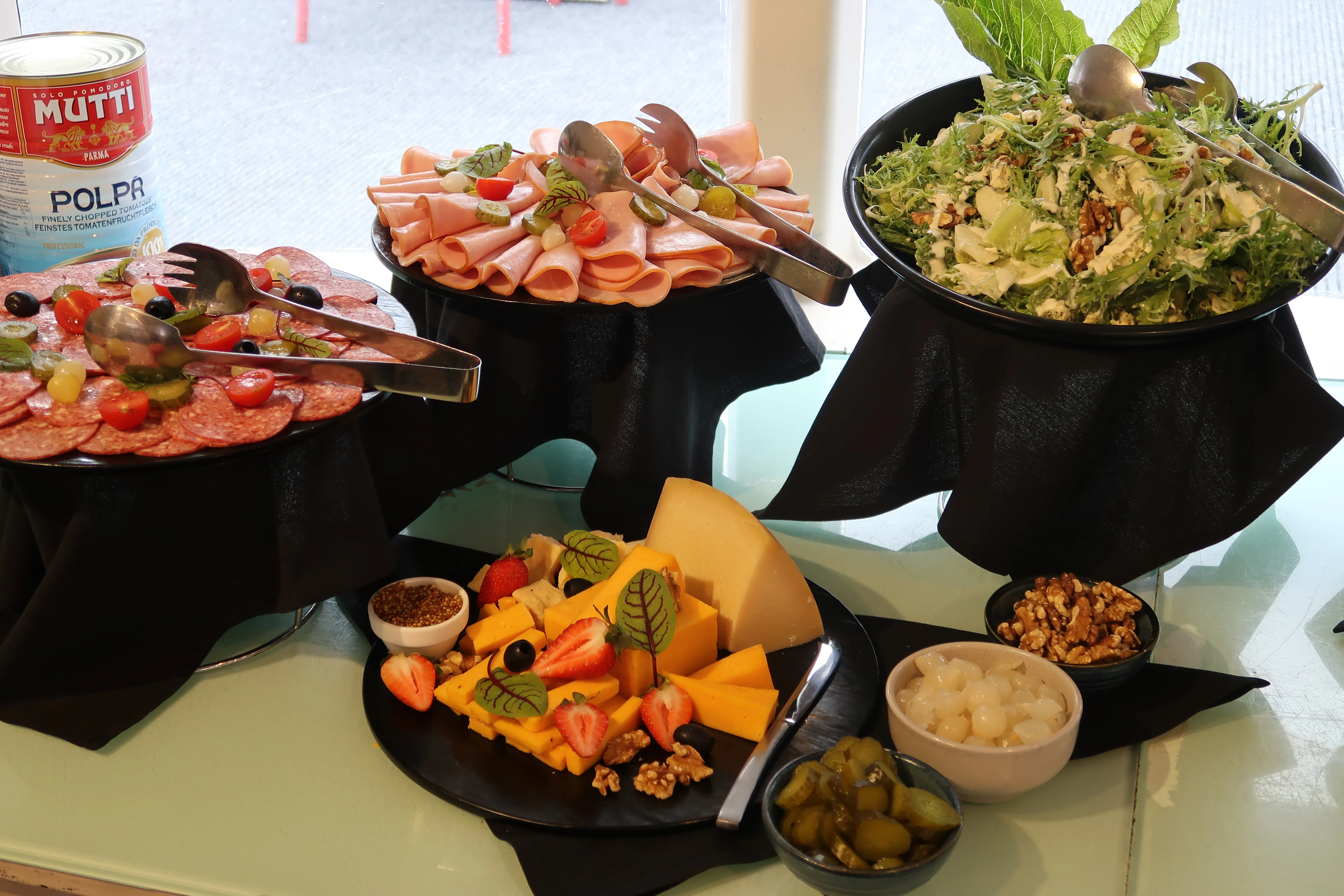 Sydney Sightseeing Lunch Cruise & Deluxe Buffet | Experience Oz-5