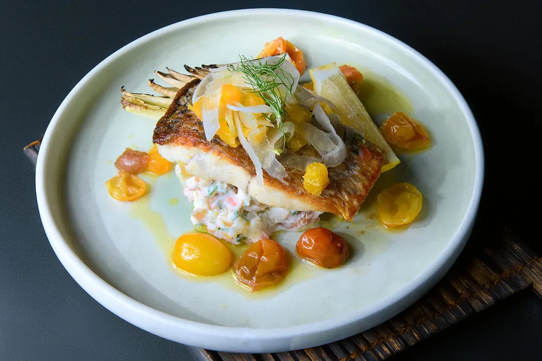 Vivid Sydney Glass Boat 4 Course Dinner - 3 Hours | Experience Oz-2