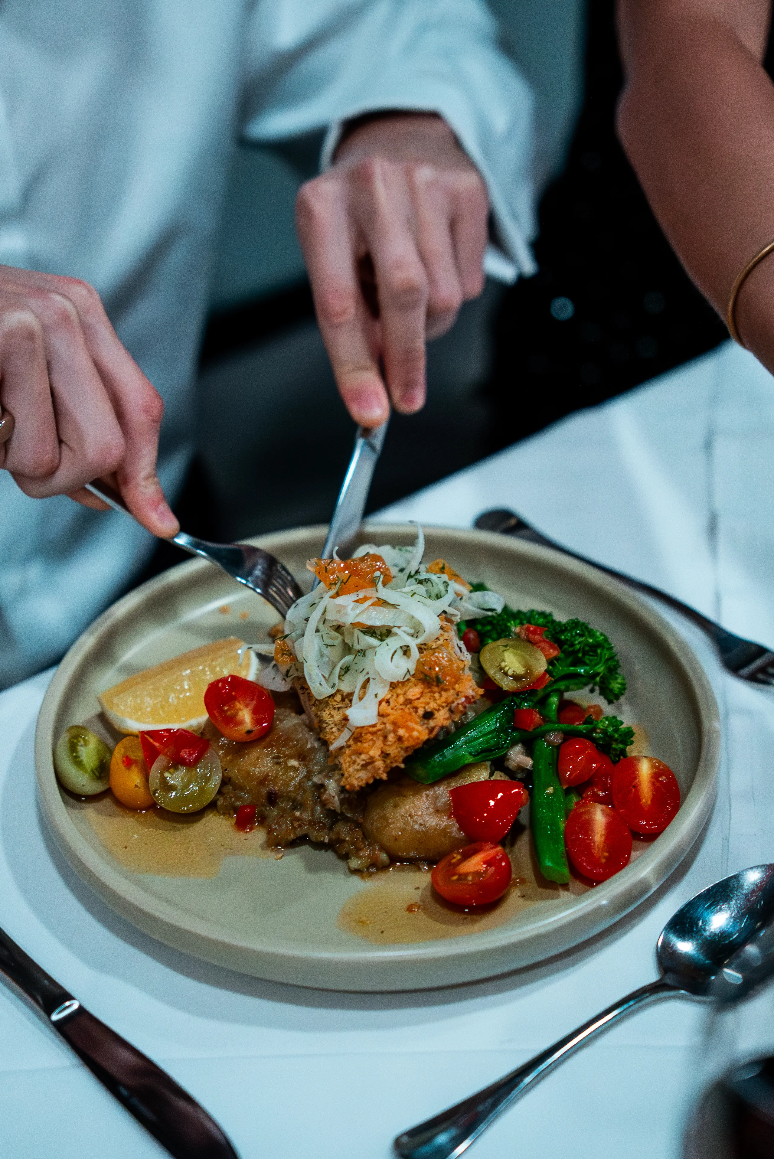 Vivid Sydney Glass Boat 4 Course Dinner - 3 Hours | Experience Oz-7