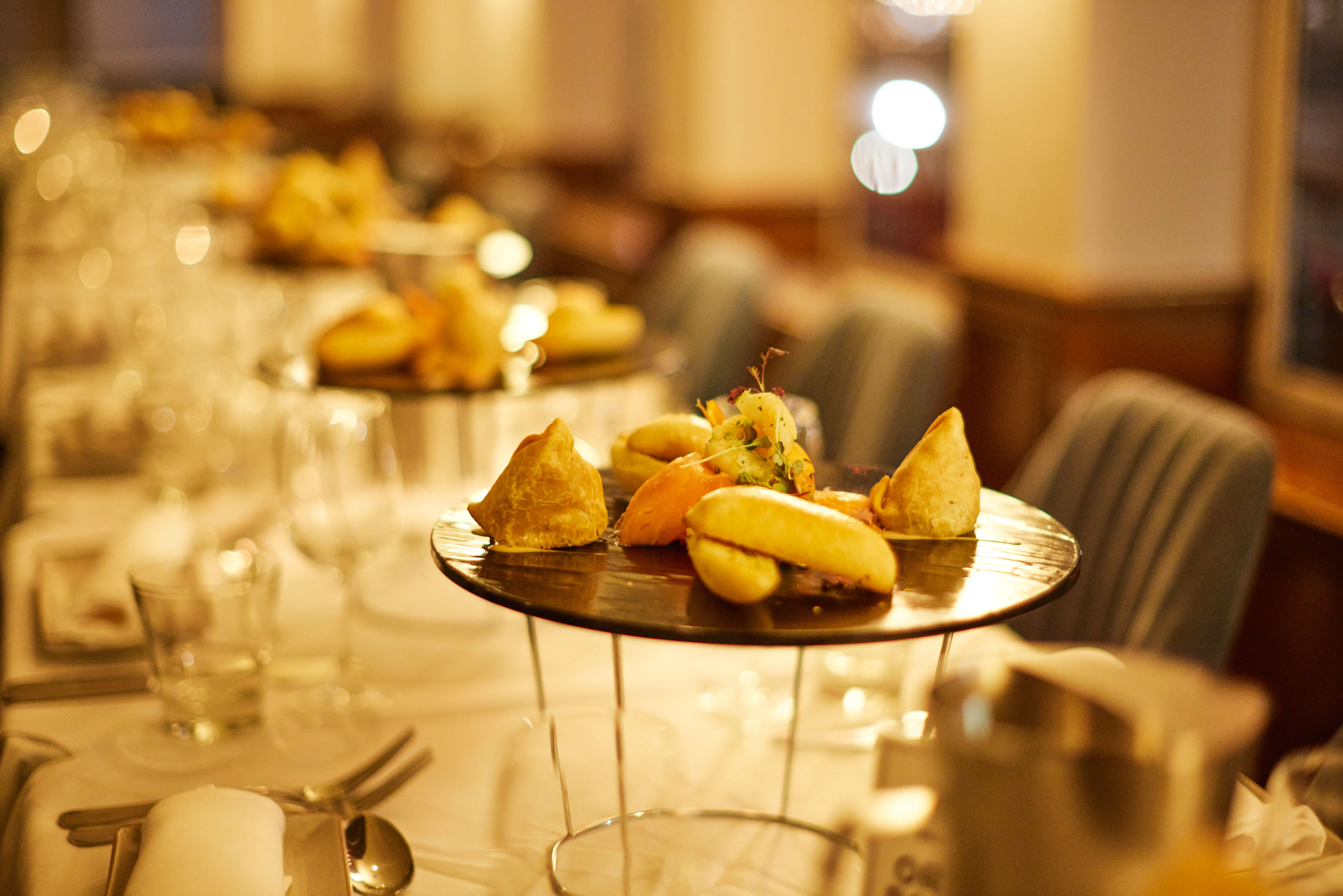 Vivid Sydney Cabaret Cruise with 3 Course Dinner | Experience Oz-5