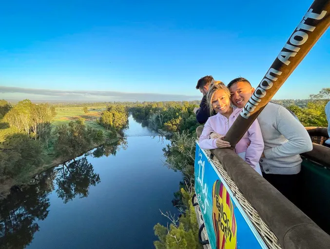 Camden Valley Hot Air Balloon, Sydney Transfers | Experience Oz