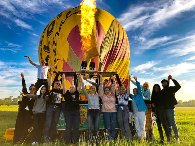 Camden Valley Hot Air Balloon, Sydney Transfers | Experience Oz