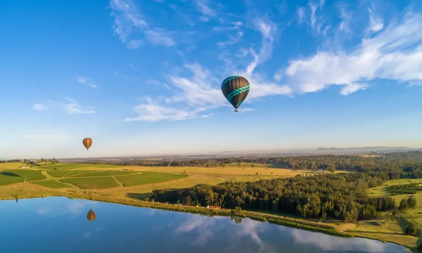 Hunter Valley Hot Air Balloon & Sydney Transfers | Experience Oz