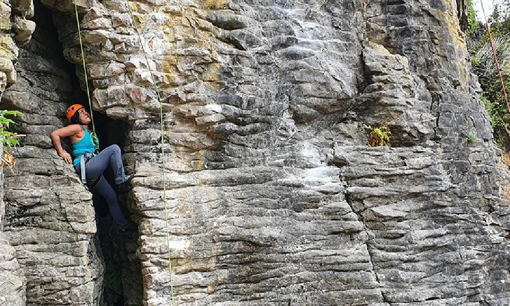 Raglan Rock Climbing Experience | Everything New Zealand -3