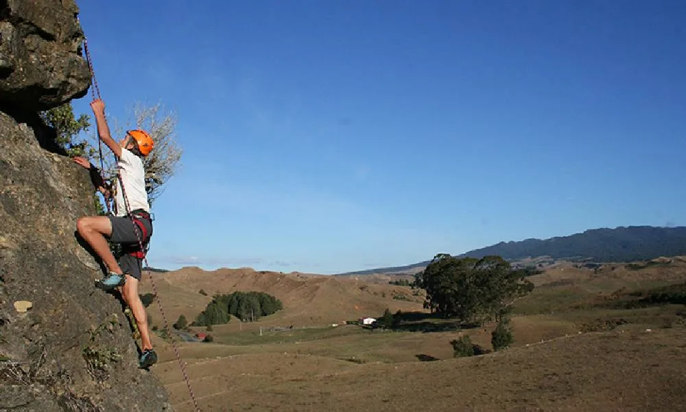 Raglan Rock Climbing Experience | Everything New Zealand -4