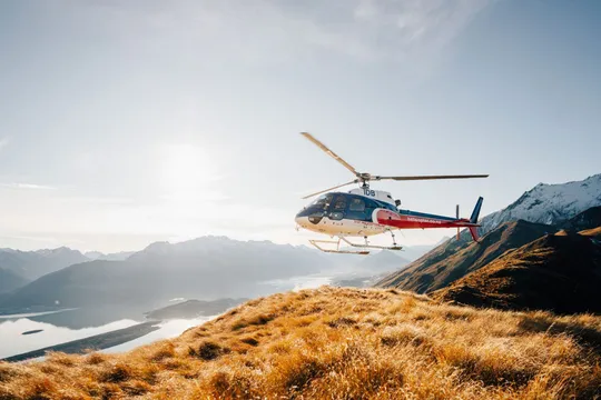 Milford Sound Business Class Cruise with Transfers and Gourmet Menu