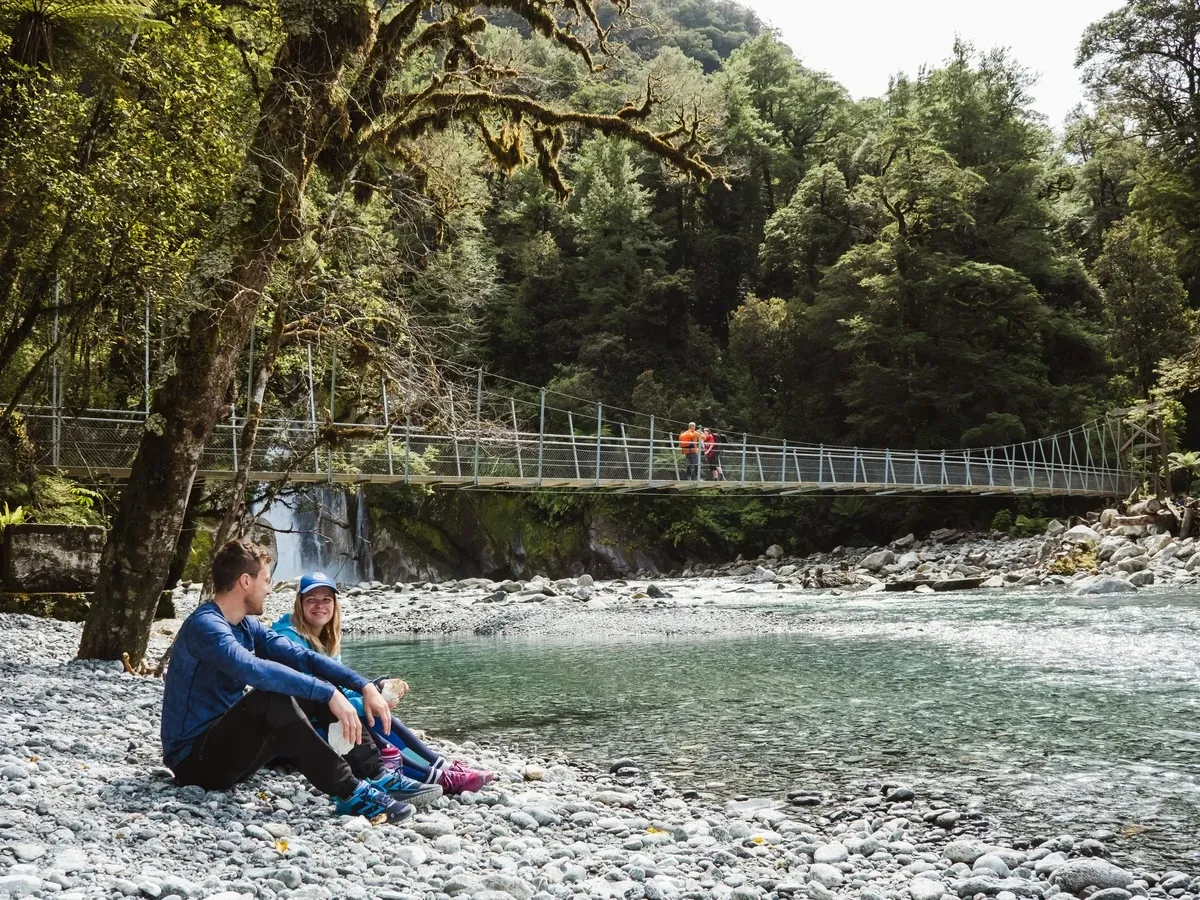 Milford Track Day Walk from Te Anau | Everything New Zealand-6