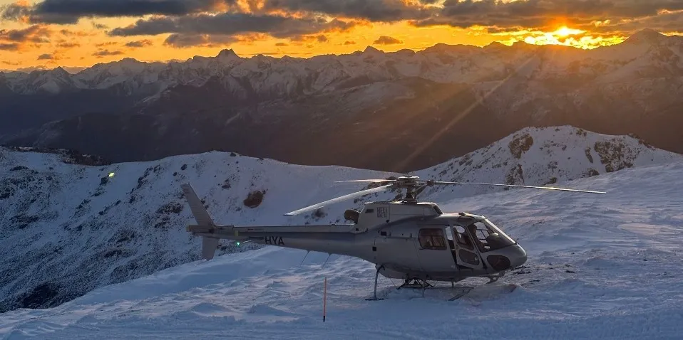 Private Heli Snowbike Tour Queenstown  | Everything New Zealand-3