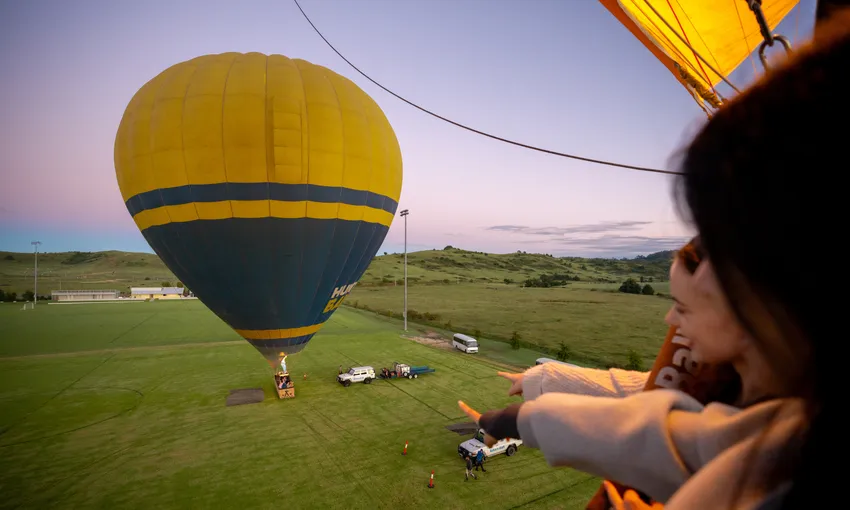 Hot Air Balloon Flight with Sydney Transfers - Camden Valley