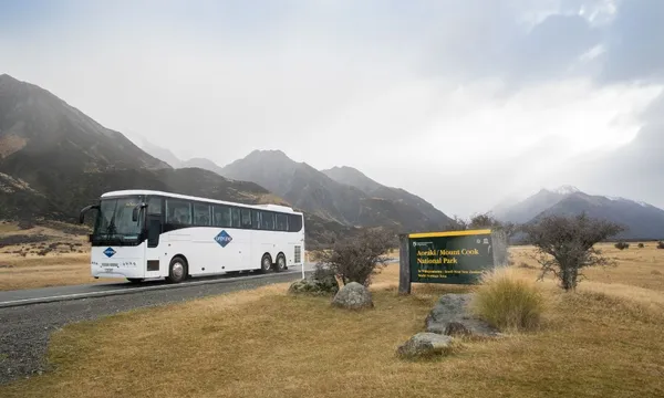 Mount Cook Day Tour from Queenstown to Christchurch