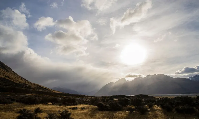 Queenstown to Christchurch via Mount Cook - Everything New Zealand