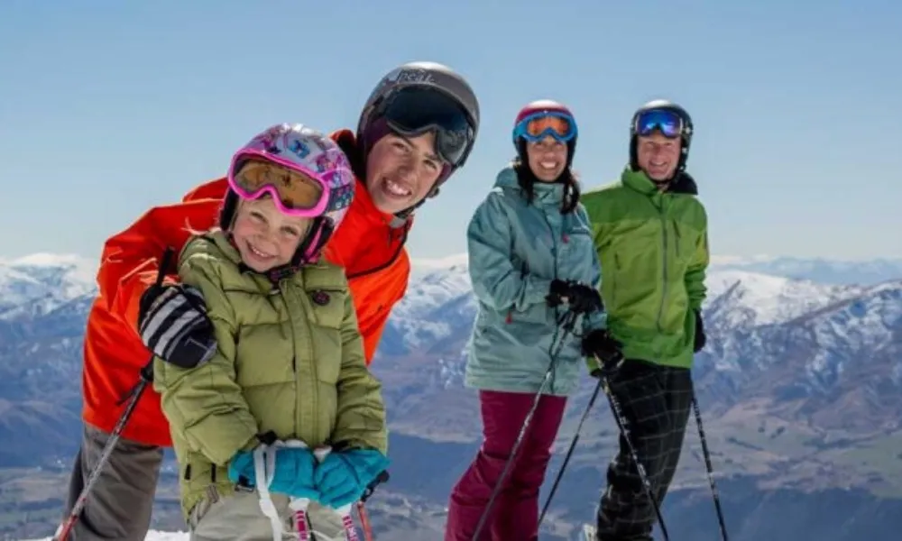 Ski & Snowboard Packages - Coronet Peak or The Remarkables First Timer Package | Everything New Zealand-2