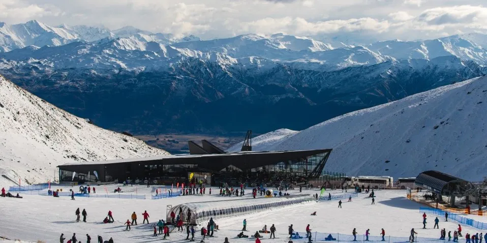 Ski & Snowboard Packages - Coronet Peak or The Remarkables First Timer Package | Everything New Zealand-4