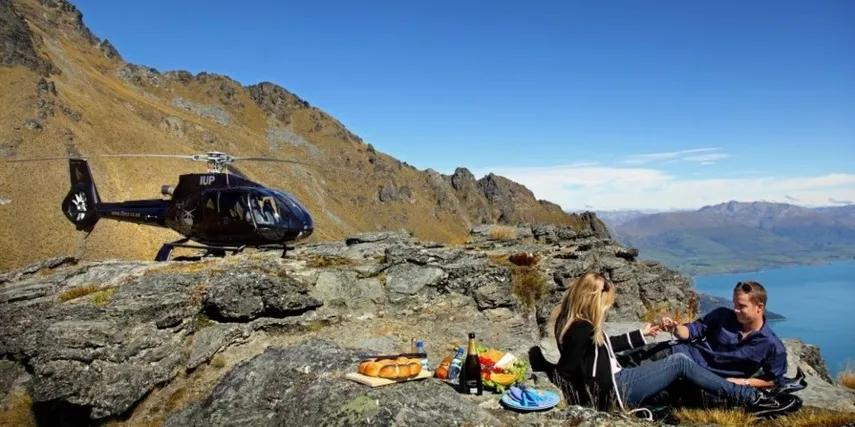 Helicopter Flight & Picnic on a Peak Queenstown | Everything New Zealand