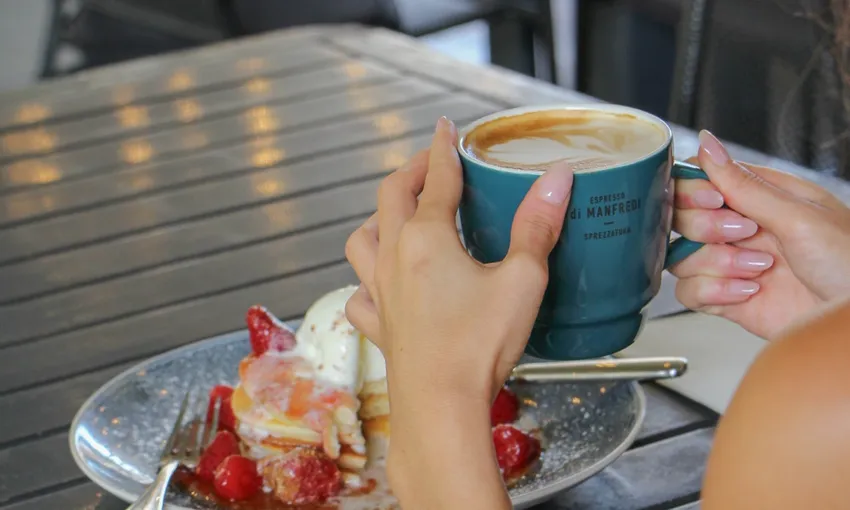 Gold Coast Hot Air Balloon with Winery Breakfast | Experience Oz