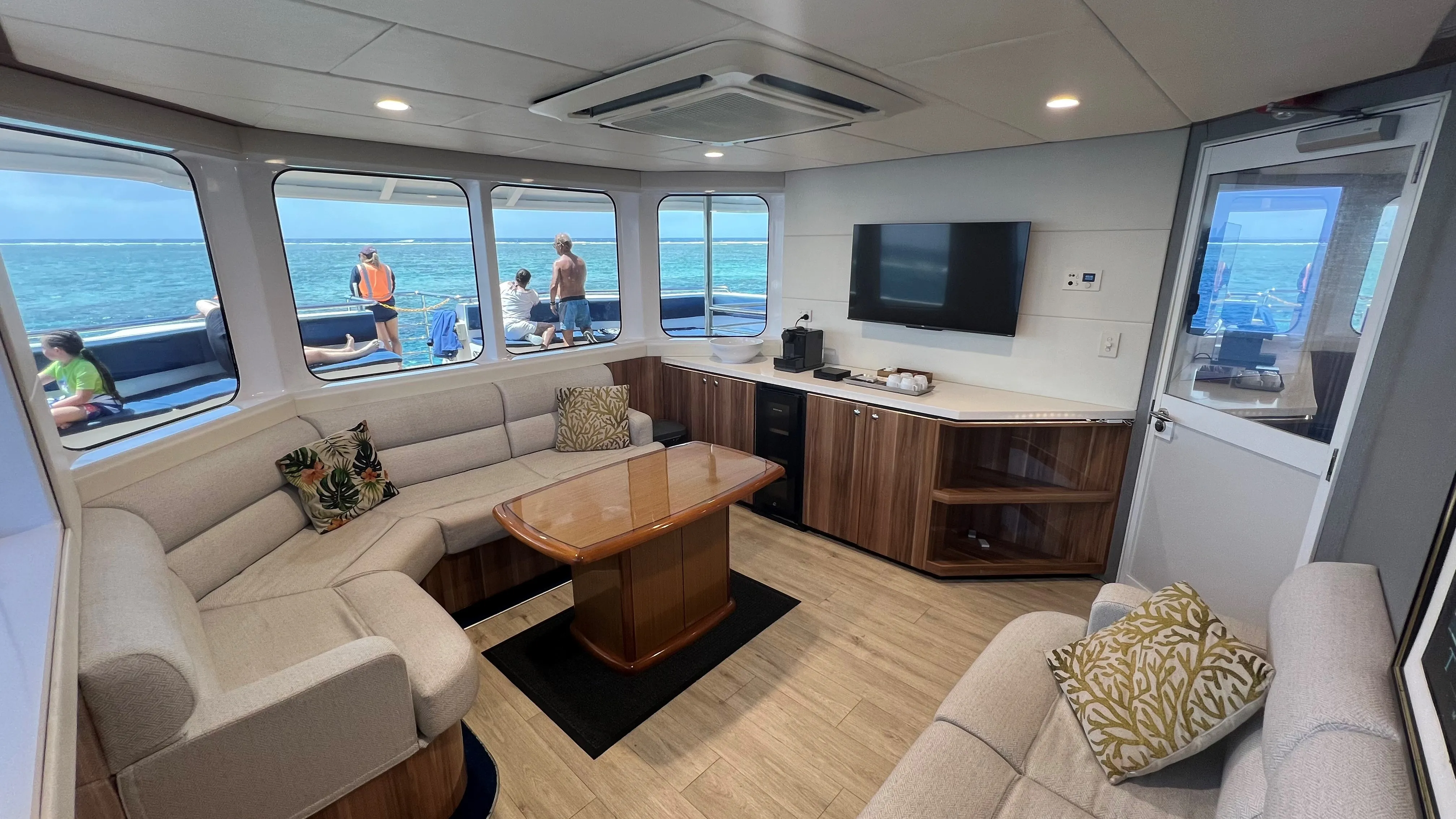 Great Barrier Reef Gold Class Cruise & Snorkel | Experience Oz-3