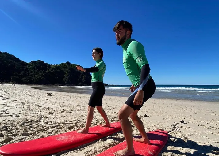 Byron Bay Group Surf Lesson - 2.5 Hours | Experience Oz