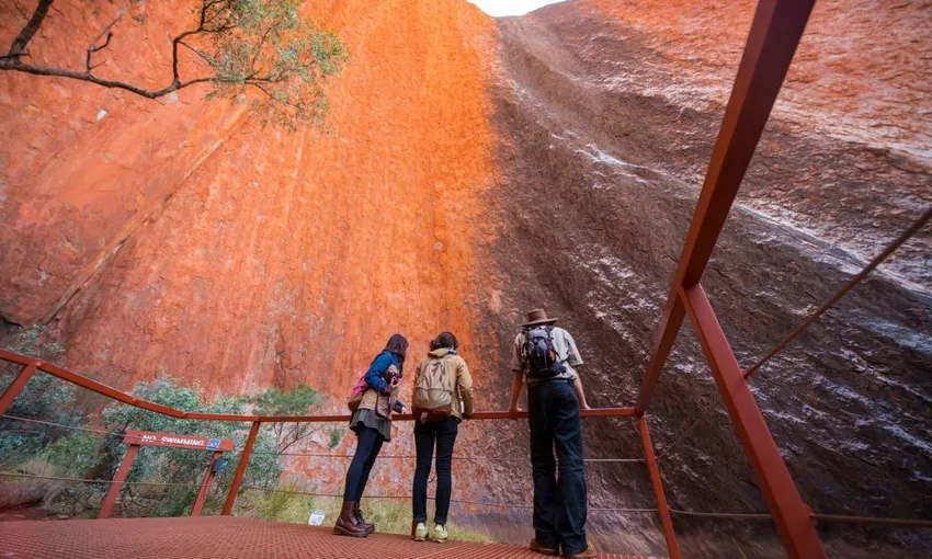 Uluru Cultural Tour with Sunset BBQ | Experience Oz