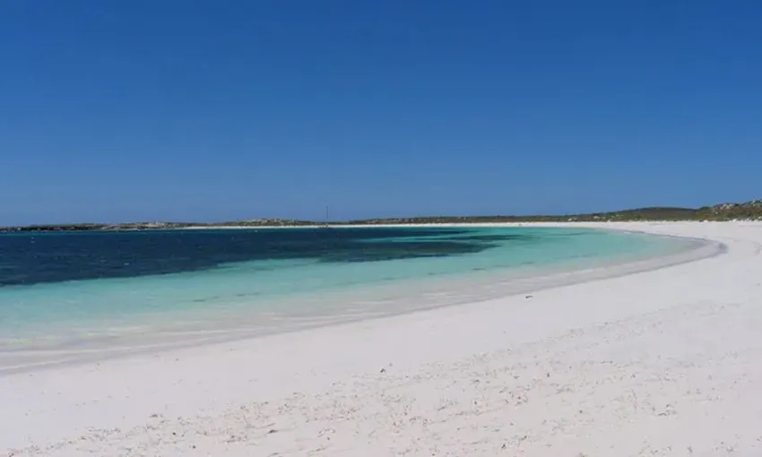 Abrolhos Islands Flight & Snorkel Tour – Full Day | Experience Oz