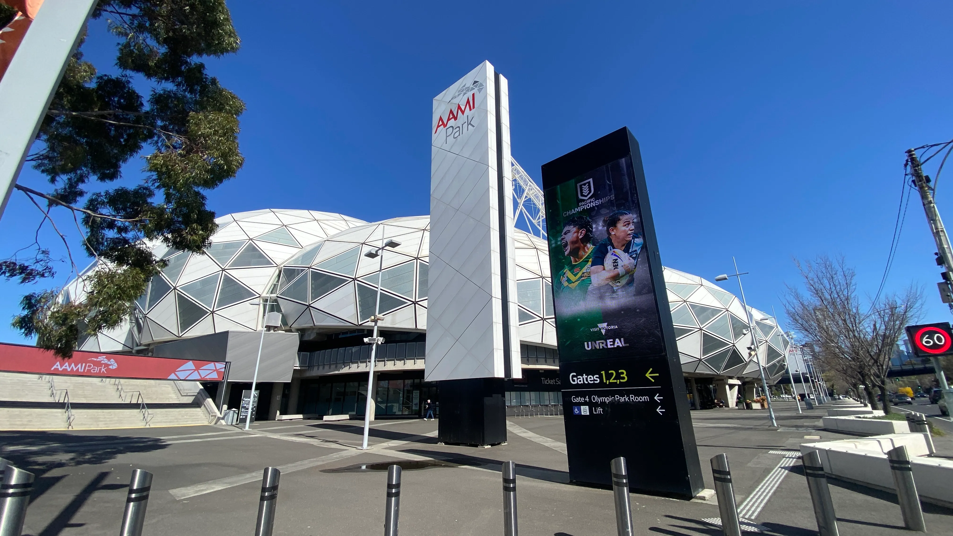 Melbourne Sports Precinct & MCG Walking Tour | Experience Oz-3