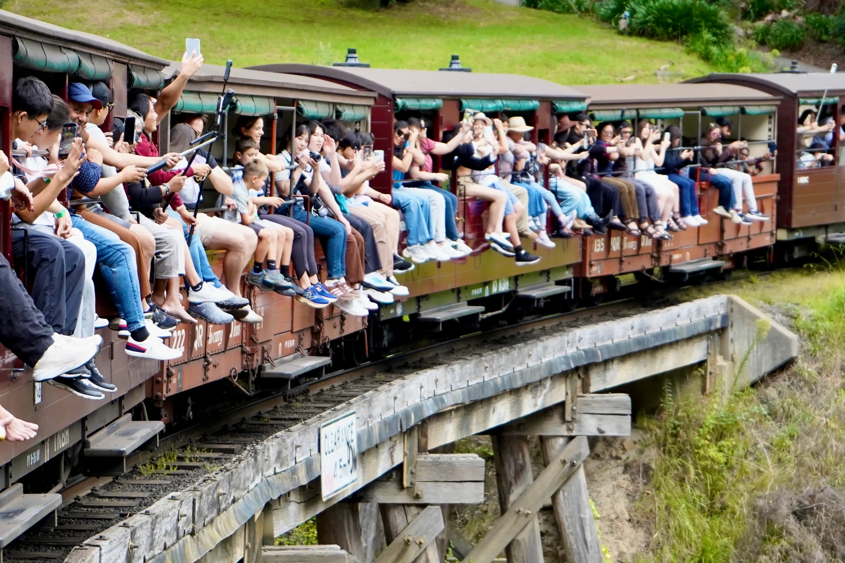 Snow Play & Puffing Billy Ride from Melbourne | Experience Oz-5