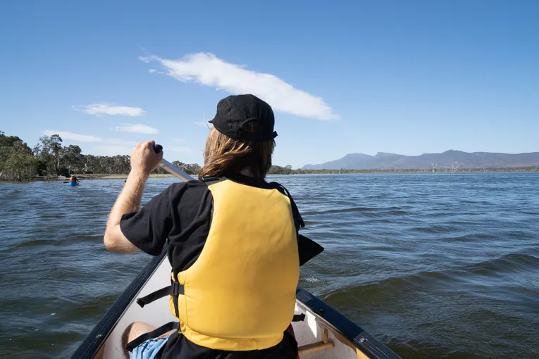 Lake Fyans Guided Canoe Tour, Twilight - 2 Hours | Experience Oz
