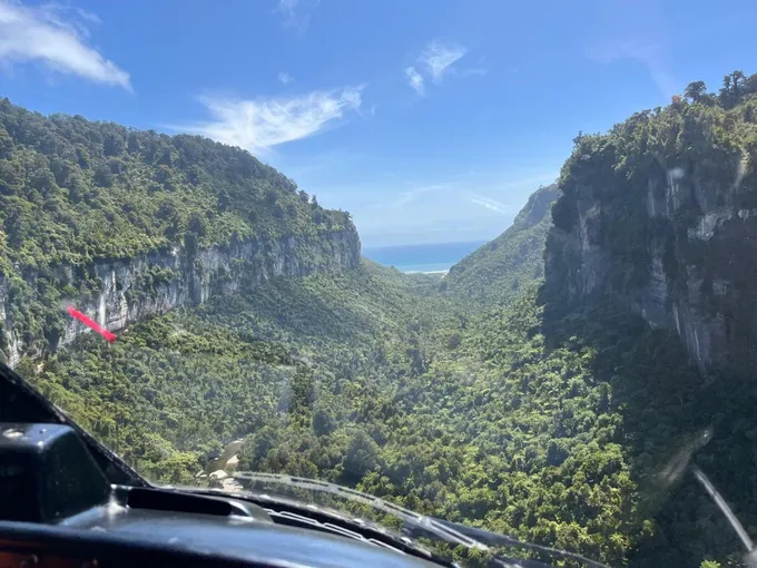 West Coast Helicopter Flight - 26 Minutes | Experience Oz + NZ