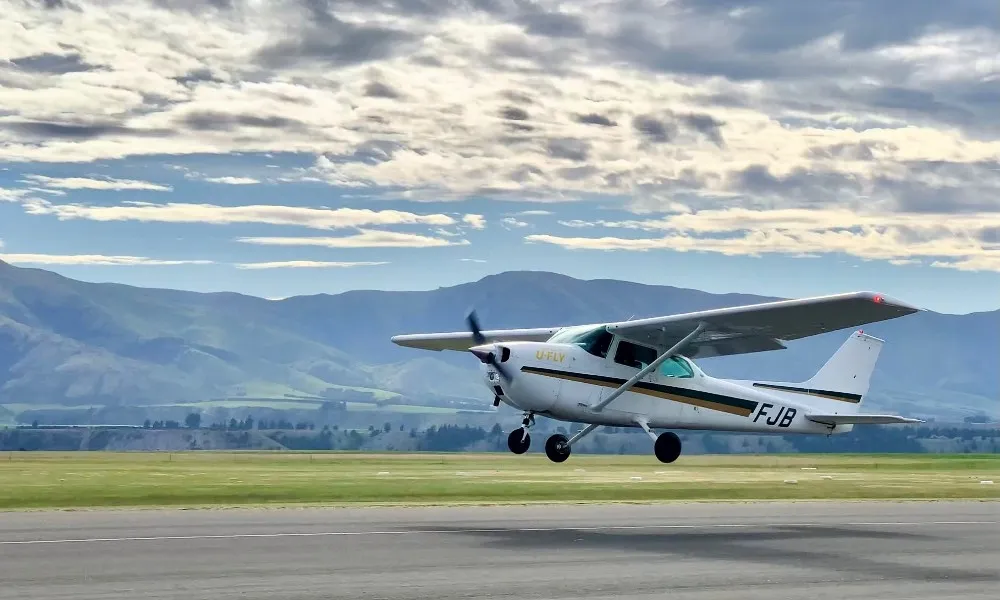 20 minute Scenic Trial Flight with U Fly Wanaka | Everything New Zealand-1