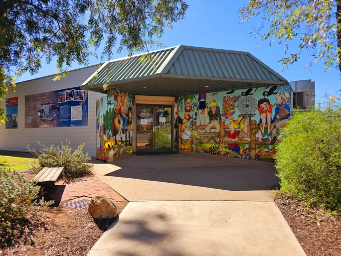 Alice Springs School of the Air Tour - 30 Minutes | Experience Oz