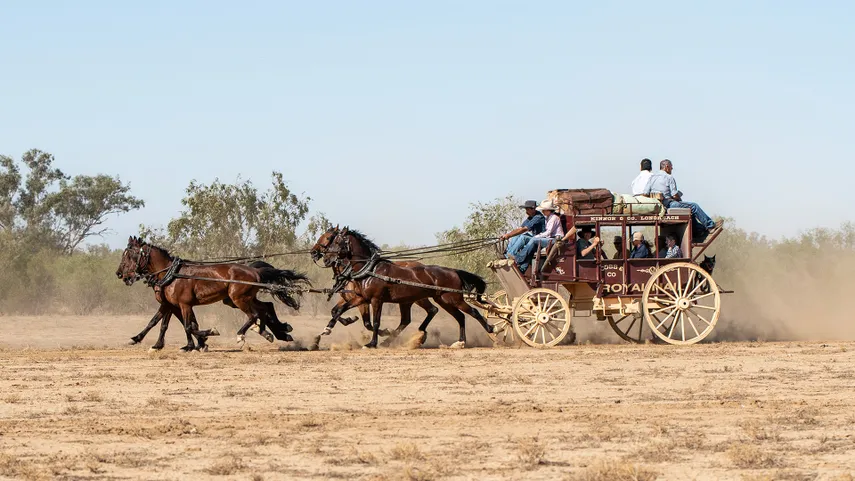Longreach Cobb and Co Stagecoach Ride - 4 Hours | Experience Oz
