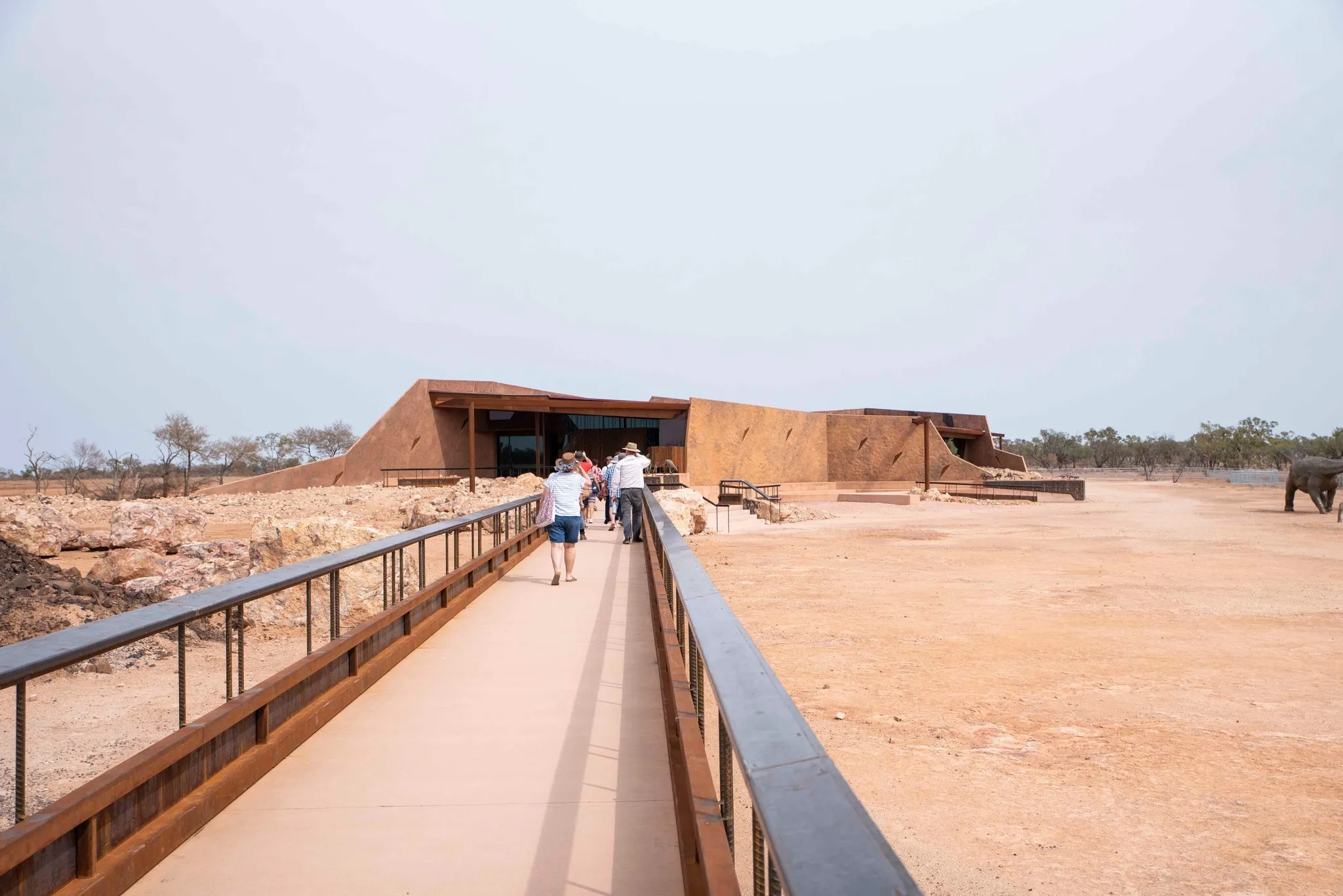 Winton Discovery Guided Tour from Longreach | Experience Oz-2