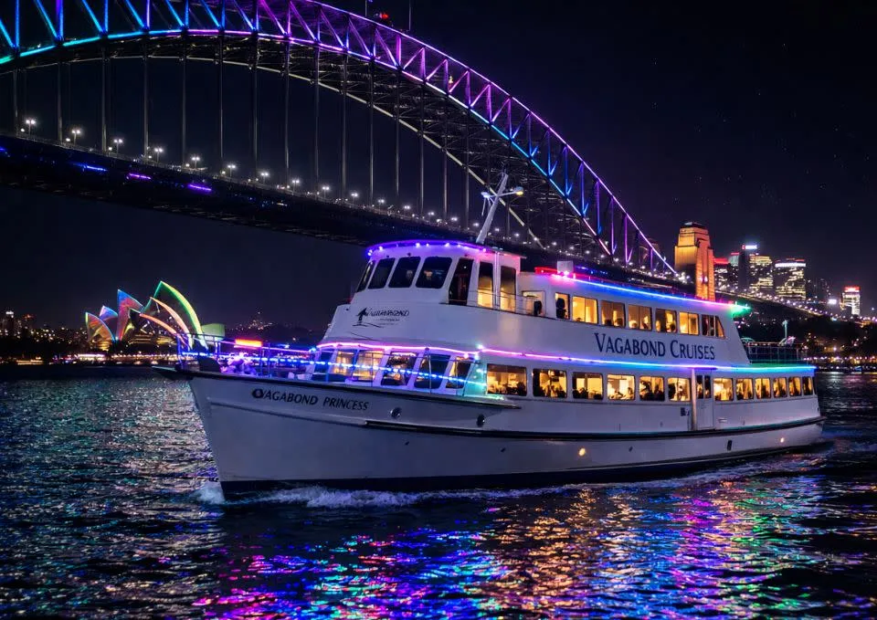 Vivid Sydney Harbour Cruise with Buffet Dinner-1