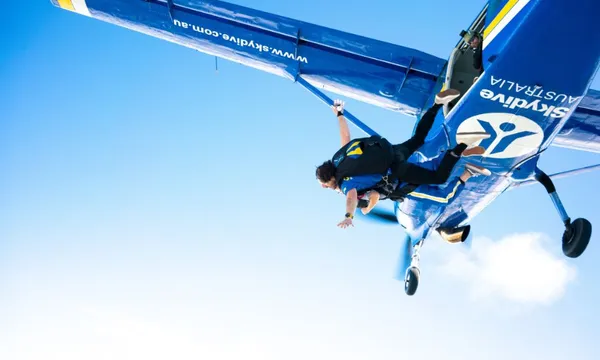 Tandem Skydive 15,000ft, Weekend Transfer - Great Ocean Road