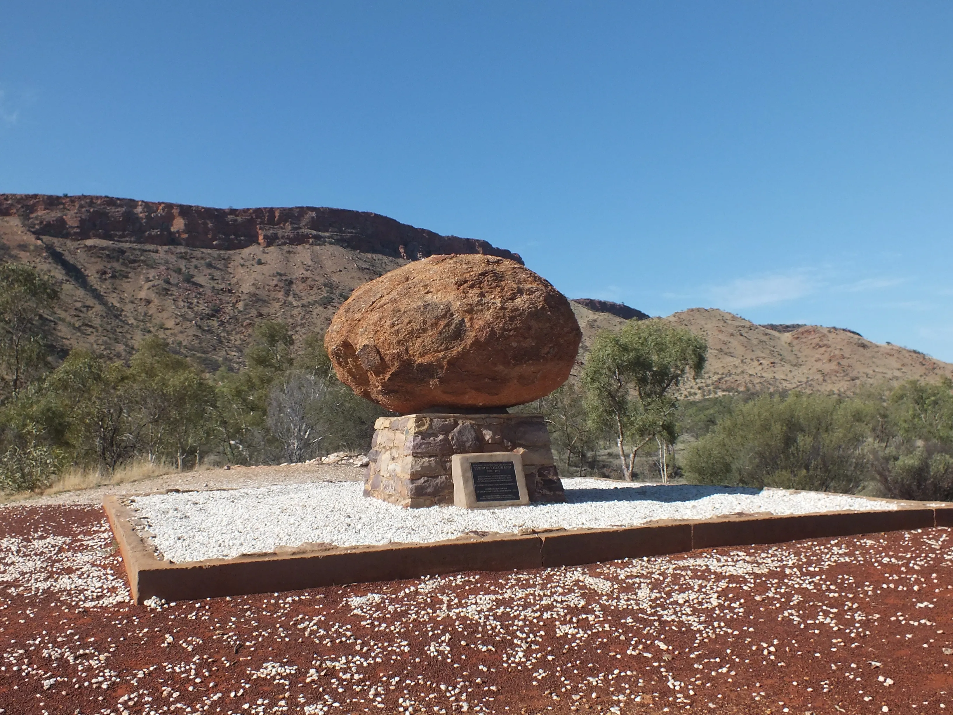 West MacDonnell Ranges Day Tour | Experience Oz-7