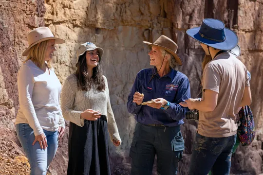 West MacDonnell Ranges Tour From Alice Springs - Full Day