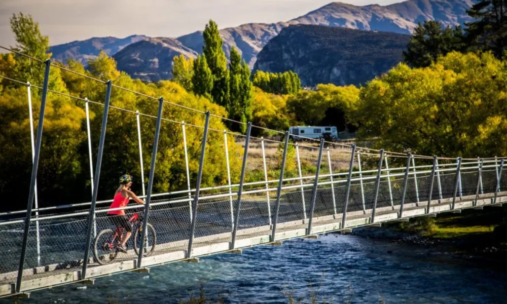 Wanaka Standard Bike Tours | Everything New Zealand-3