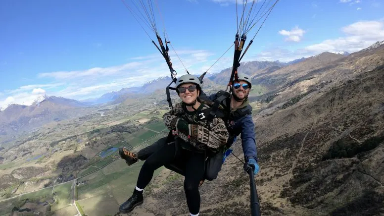 Tandem Paragliding 3,600ft, 1 Hour - Wanaka