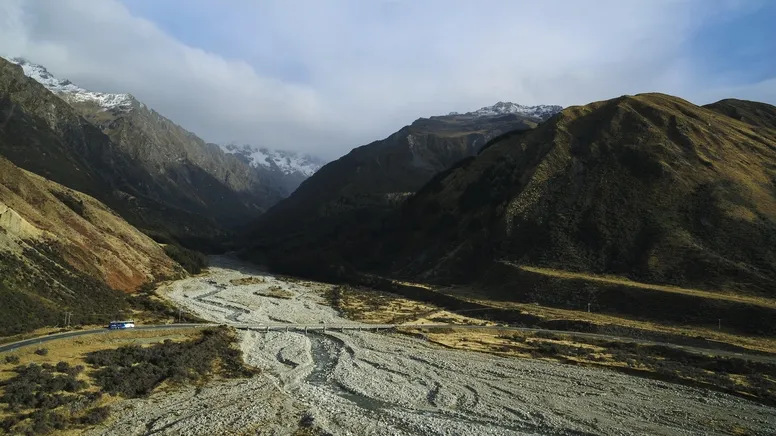 Christchurch to Queenstown via Mount Cook - Everything New Zealand-5