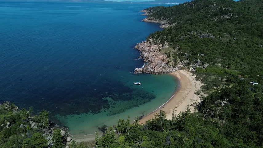 Magnetic Island Boat Tour with Snorkelling | Experience Oz