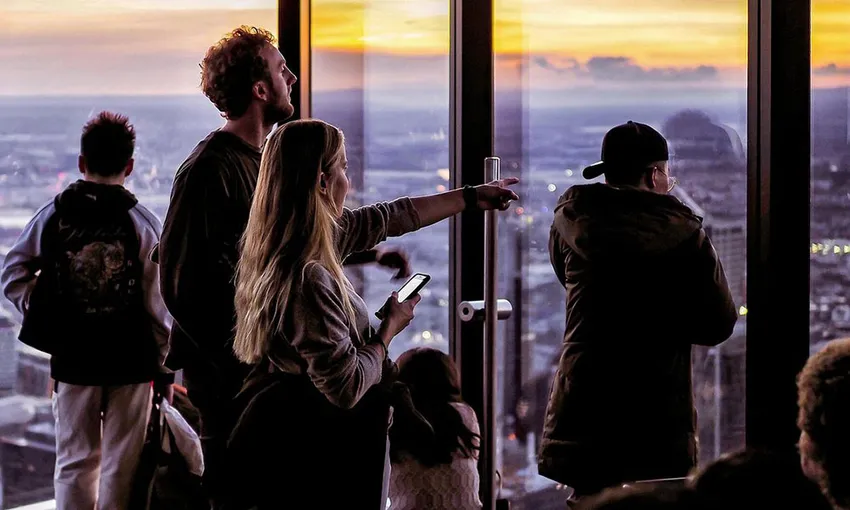 Melbourne Skydeck Virtual Reality Experience | Experience Oz