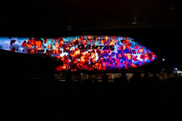 Aviation Light and Sound Show - 25 minutes | Experience Oz