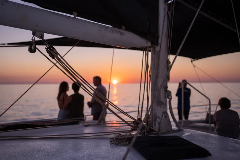Broome Sunset Cruise with Canapes - 3 Hours | Experience OZ