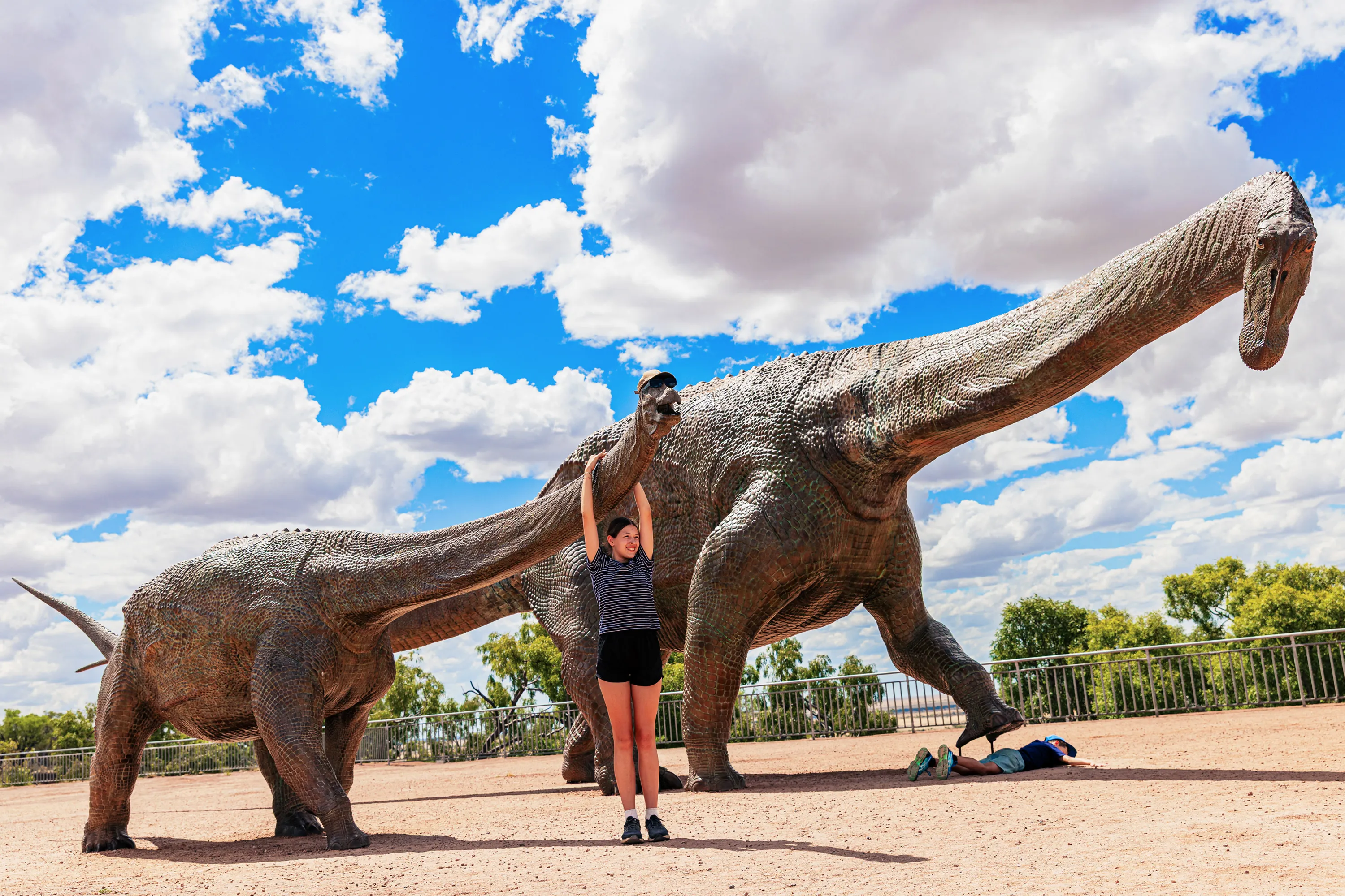 Ultimate Dinosaur Tour with Lab & Canyon Access | Experience Oz-2
