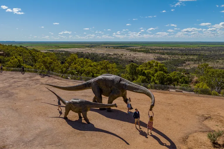 Ultimate Dinosaur Tour with Lab & Canyon Access | Experience Oz