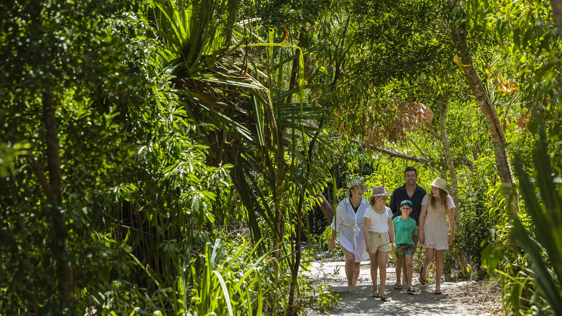 Whitehaven Beach and Hill Inlet Chill and Grill ex Hamilton Island | Experience Oz-3