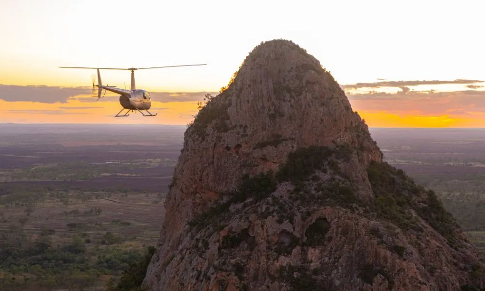 Clermont Scenic Helicopter Flight - 20 Minutes | Experience Oz-3